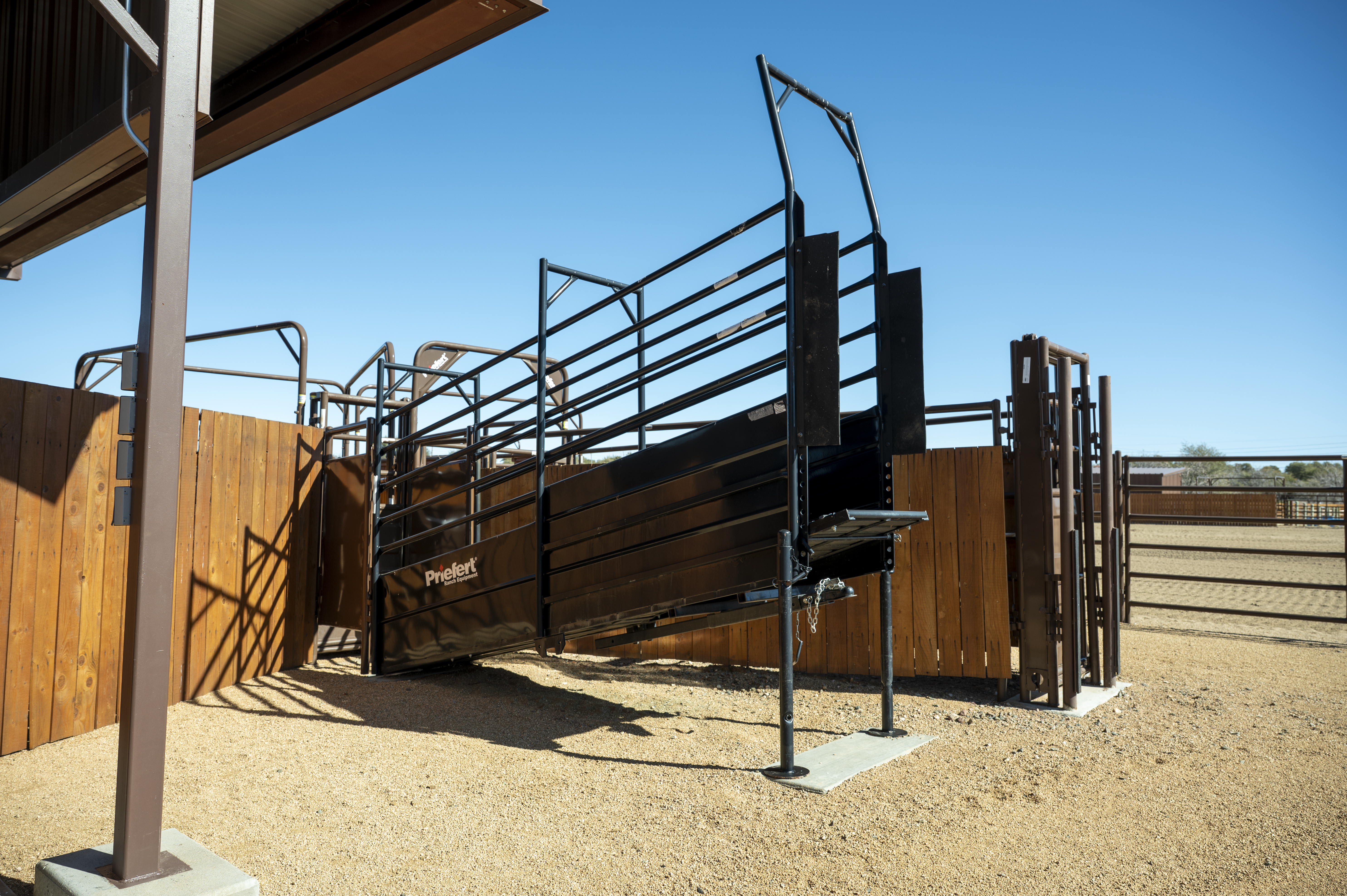 Priefert Load Chute PLC12 Greenberg Arizona 0225 DSC 5925.jpg